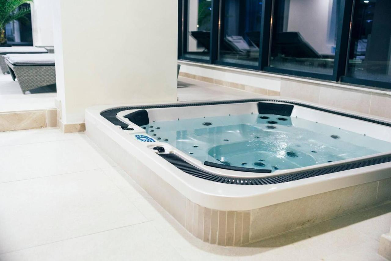 Năvodari Ema Luxury Apartment מראה חיצוני תמונה